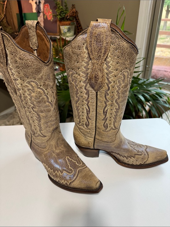 Circle G Shoes - Circle G Distressed Tan Western Embroidered Cowboy Boots Made in Mexico